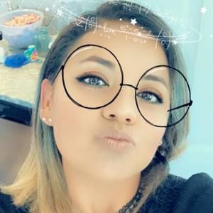 Meet your Posher, Hilda